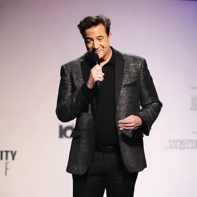 The comedian delivered a hilarious joke about the importance of continuity in relationships.