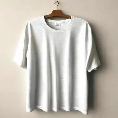 Why did the shirt go to the laundry? Because it wanted to spend some time with its bleach!