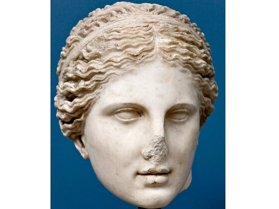 Test your knowledge of famous Greek mythology figures and see how well you know the ancient tales of gods and heroes! Can you identify these legendary characters from Greek mythology?