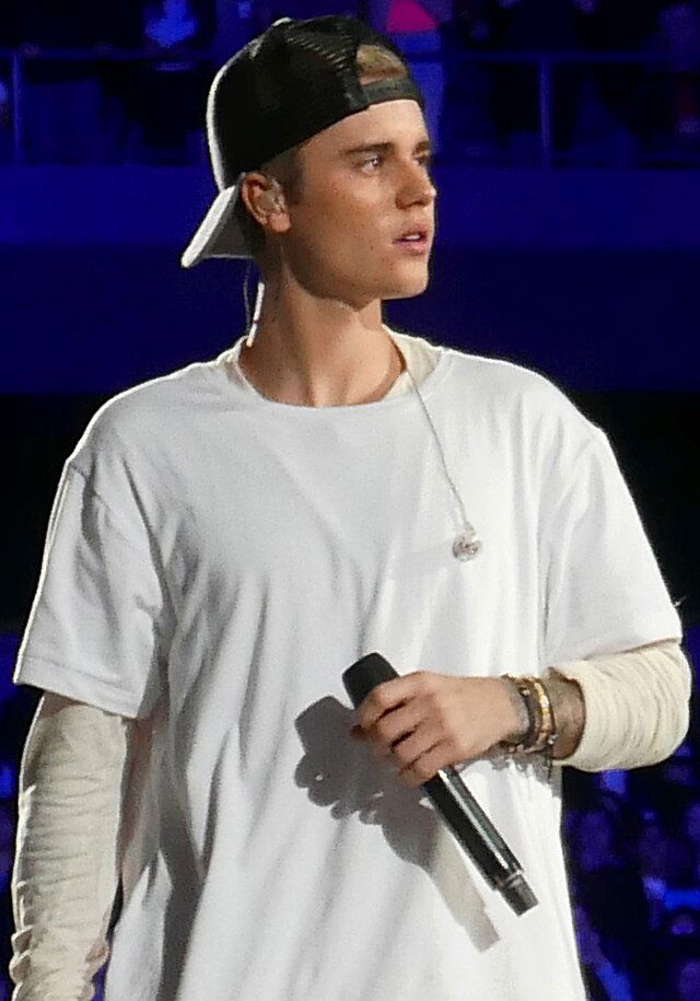 Think you know everything about Justin Bieber? Test your knowledge with this Ultimate Justin Bieber Trivia and find out how much of a true fan you really are! See how many correct answers you can get out of 10!