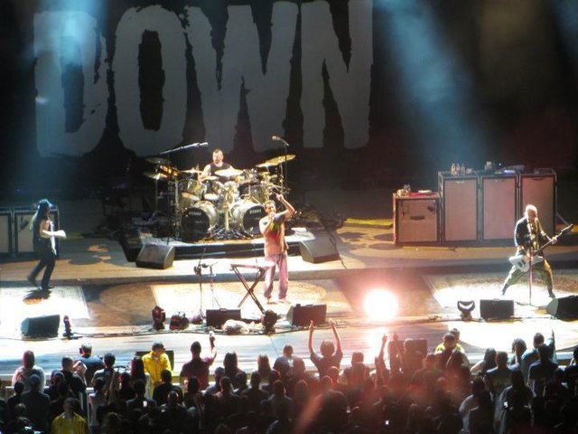 Test your knowledge with this quiz about System of a Down!