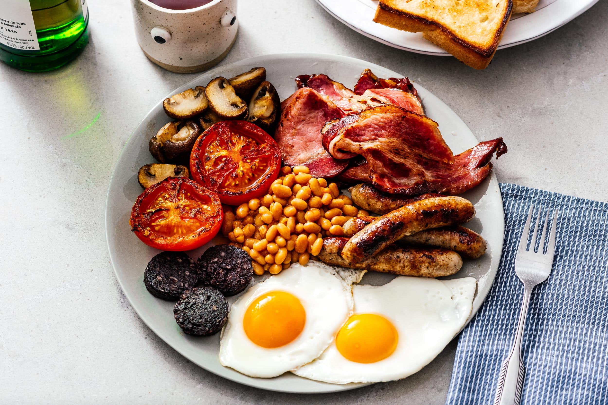 Discover what your ideal fry-up reveals about your personality! Whether you love crispy bacon or prefer a vegetarian option, this quiz will give you a tasty insight into your unique fry-up style.