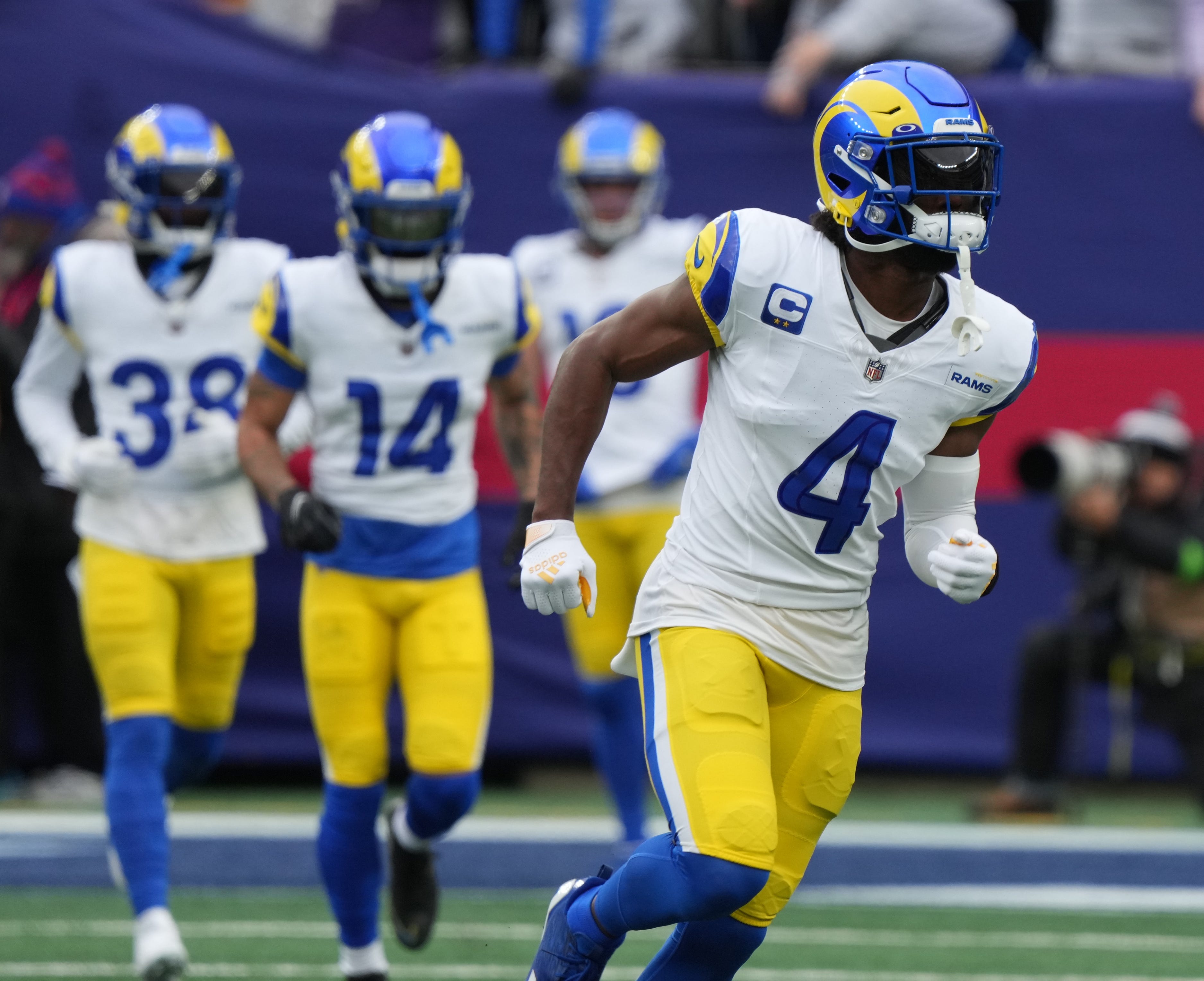 Test your knowledge on the Los Angeles Rams! From historical games to iconic players and memorable moments, see how much you know about the team's illustrious history.