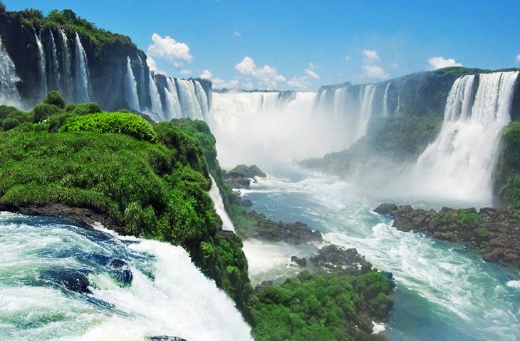 Think you know everything about Argentina? Test your knowledge on the nation's rich history, vibrant culture, diverse geography, and significant events. Discover fascinating facts along the way!