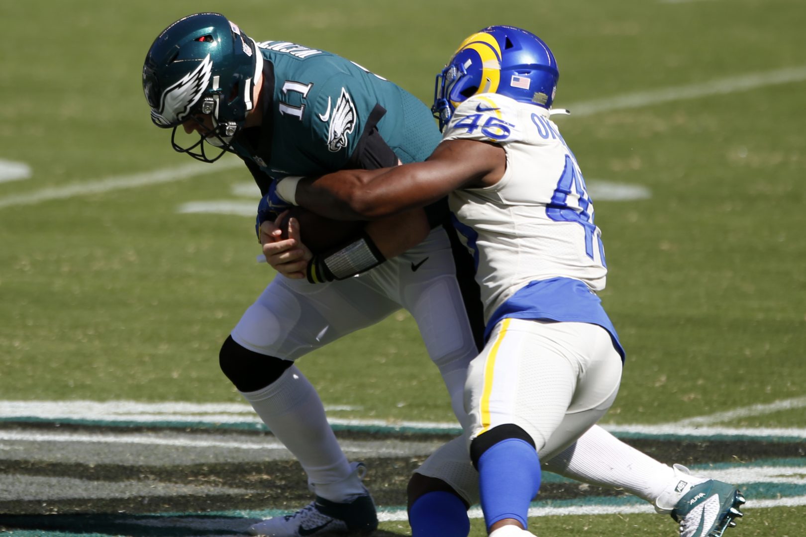 Are you an unstoppable running back, a strategic quarterback, or an unbreakable defensive player? Take our quiz to find out which NFL player matches your playing style and personality!