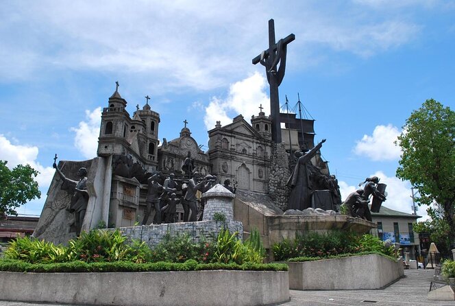 Think you know everything about Cebu? This quiz will test your knowledge about its historical landmarks, cultural practices, popular food, and notable events. Prove you're an expert on the Queen City of the South!
