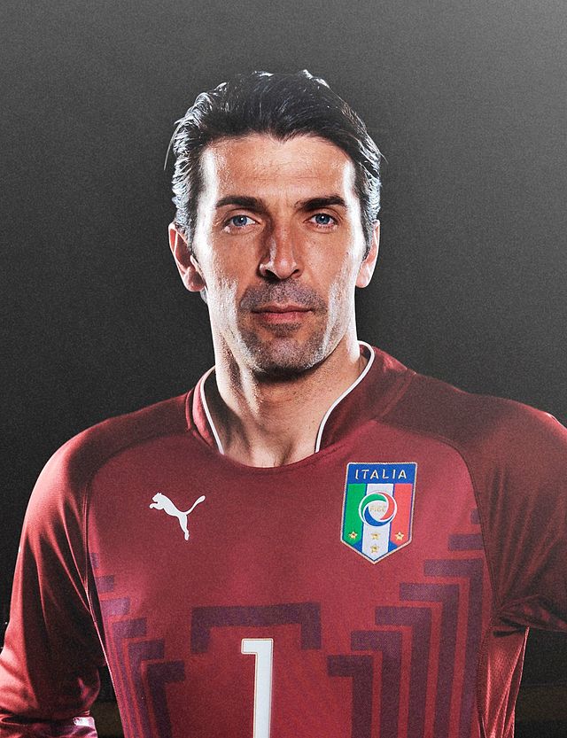 Ever wondered which Italian football legend you resemble the most? Take this quiz to find out if you're more like the fierce Francesco Totti, the tactical Andrea Pirlo, or another iconic player!