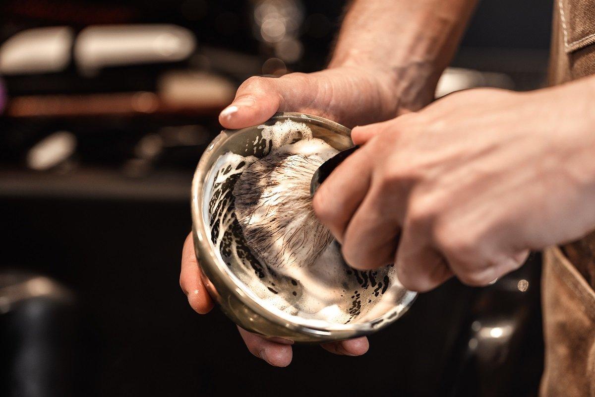 Discover the ideal shaving product tailored to your personal grooming needs. Answer a few questions to get personalized recommendations from our exquisite selection.