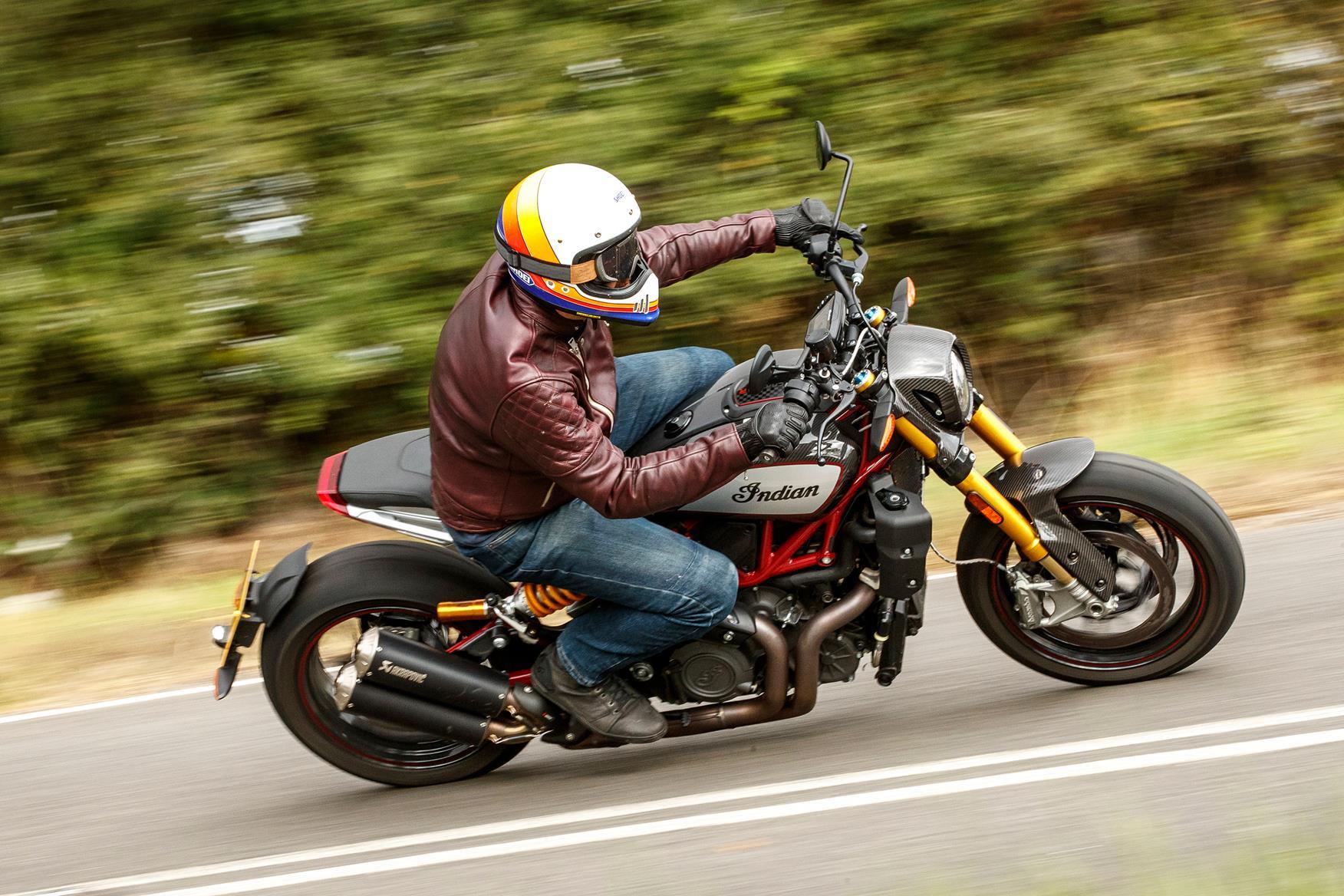 Discover which retro motorcycle gear suits your style and needs with our fun quiz! Whether you prefer the classic leather look or modern protective gear, we have options for you.