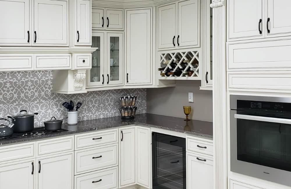 Discover the ideal product for your home renovation needs through this fun and insightful quiz. Let's transform your living space together!