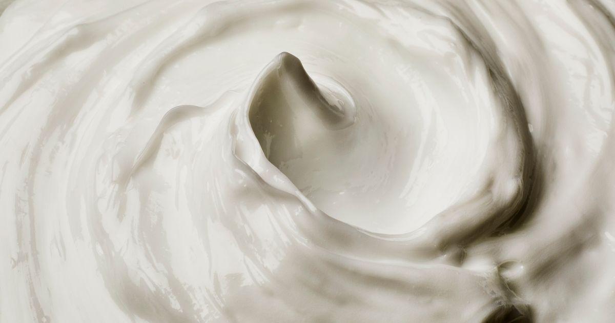 Struggling to find the perfect body lotion for your dry skin? Take this quiz to discover which product suits you best, from lightweight options to ultra-hydrating creams.