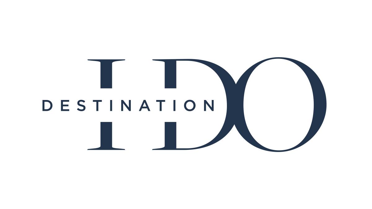 Are you in the midst of planning your dream destination wedding? Take this fun quiz to discover the products that best match your unique style and vision!