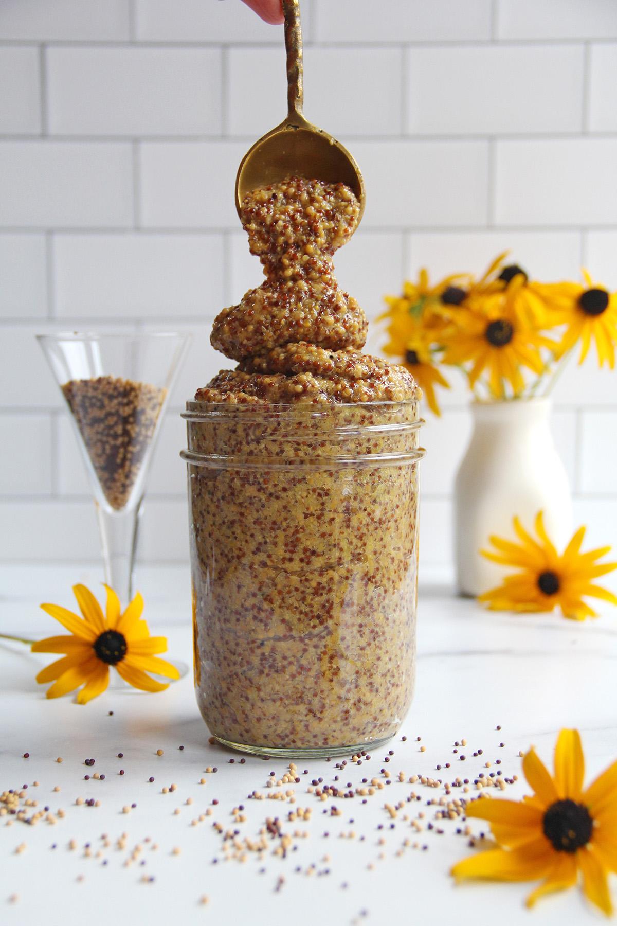Unlock the world of homemade mustard with a kit that perfectly matches your culinary style and flavor preferences!