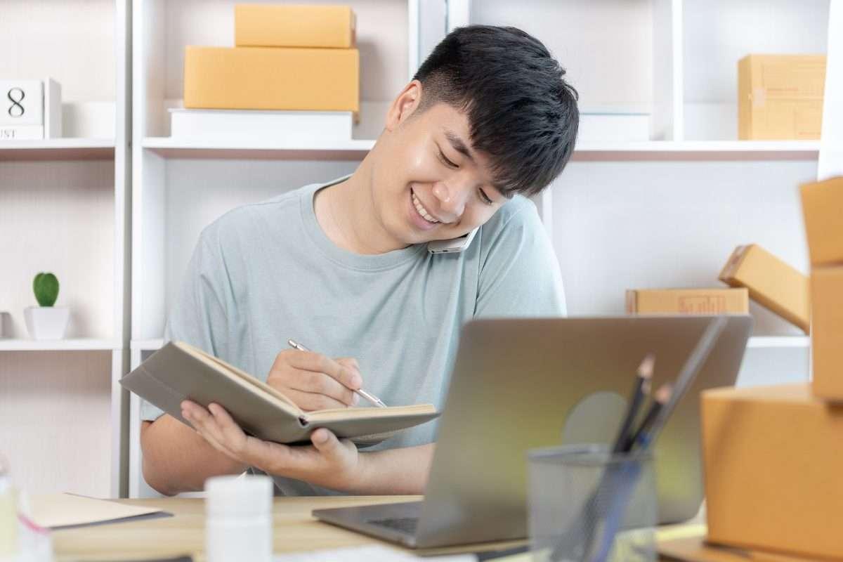 Whether you're a startup or an established brand in the nutraceutical world, this quiz will help you discover the ideal e-commerce platform tailored just for your unique needs!
