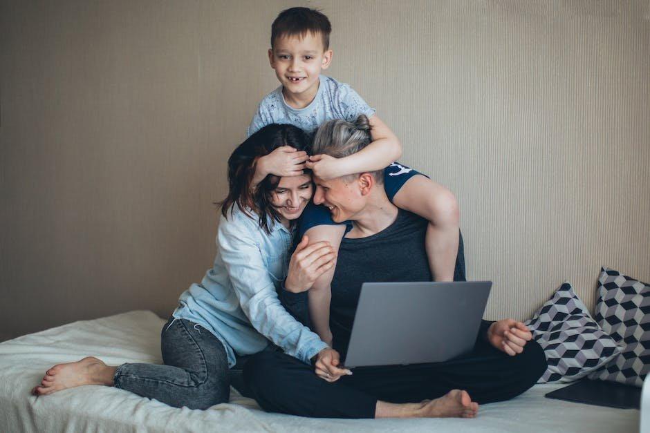 Finding the right tools for your remote work emergency response plan is essential! This quiz will help you discover the best products to support your remote team's success.