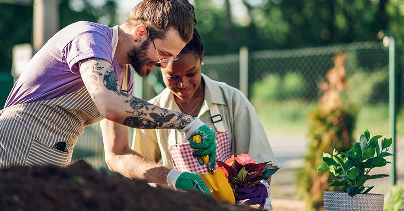 Ready to dig into gardening? Answer a few questions to find the perfect products to kickstart your green thumb journey!
