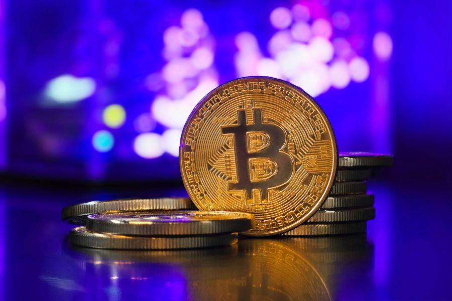 Explore your ideal payout method for Bitcoin mining by answering a few fun questions! Whether you prefer stability or potential rewards, we've got you covered.