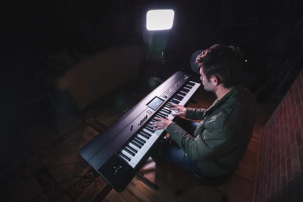 Take this fun quiz to uncover the best digital piano or keyboard for your playing style and budget!