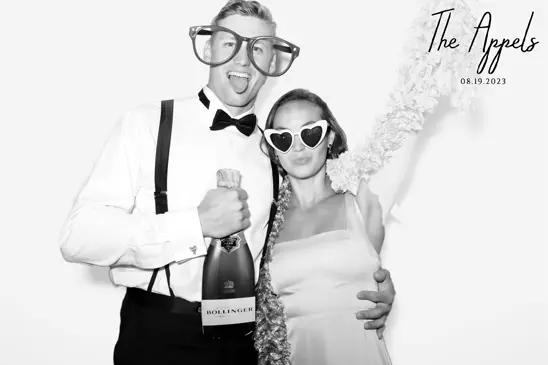 Not sure which photo booth suits your event? Take this quiz to find out which Stay Golden Photo Booth experience is right for you! From classic charm to modern flair, we’ve got the perfect match.