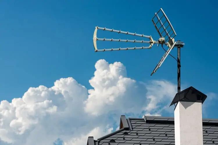 Struggling to find the perfect outdoor TV antenna for your rural home? Take this fun quiz to find out which one suits you best!