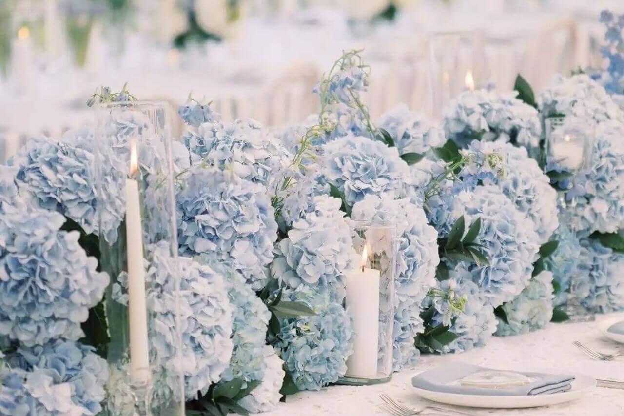 Navigating the world of wedding flowers can be overwhelming, but we've made it fun! Answer a few questions to discover which stunning bloom fits your wedding vibe best.