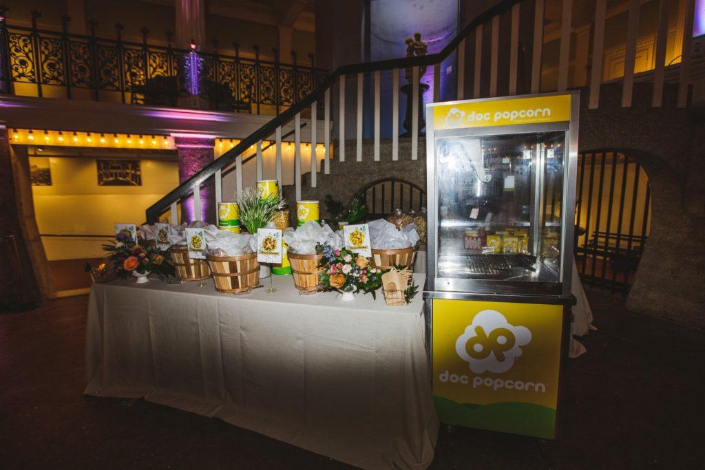 Discover the perfect late-night snack for your wedding that will keep your guests dancing and satisfied! Answer a few fun questions to find out which treat fits your style.