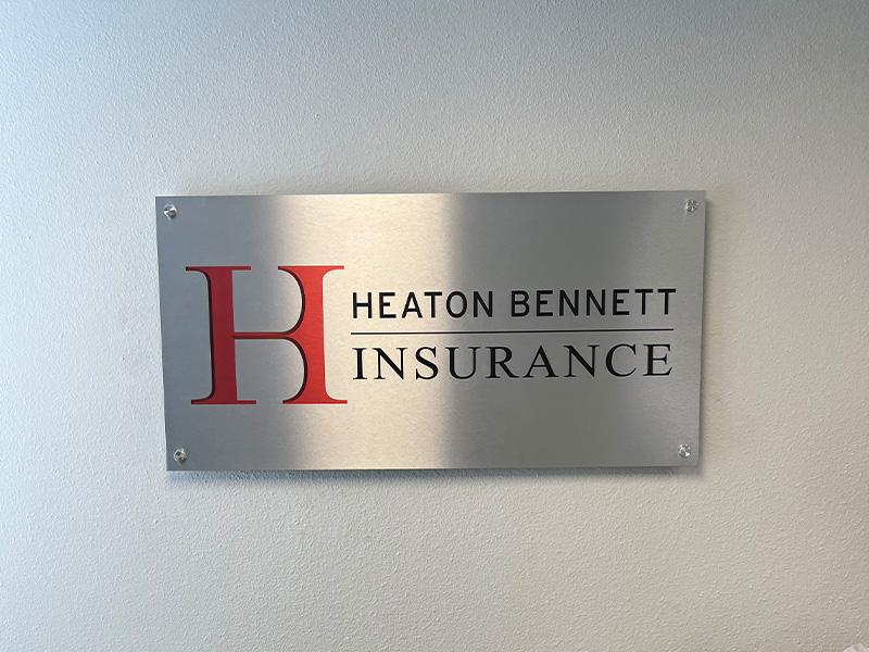 Discover the ideal lobby signage that matches your style and needs with our fun quiz!