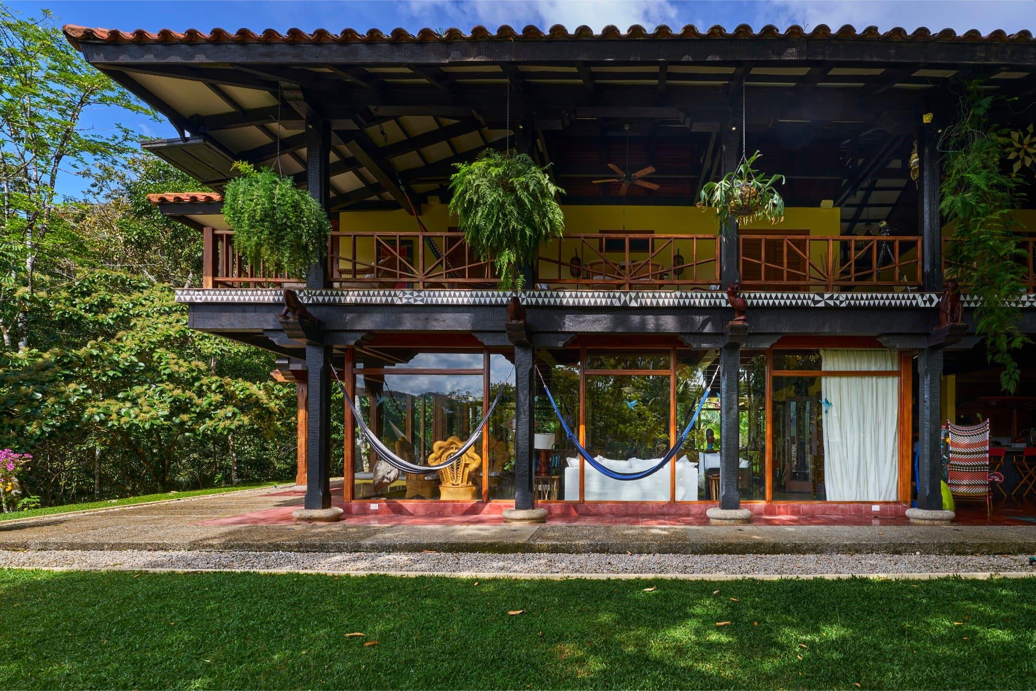 Take this quiz to find out which breathtaking exotic destination is perfect for your next adventure! Each option has its own unique charm, so let's discover your ideal getaway.