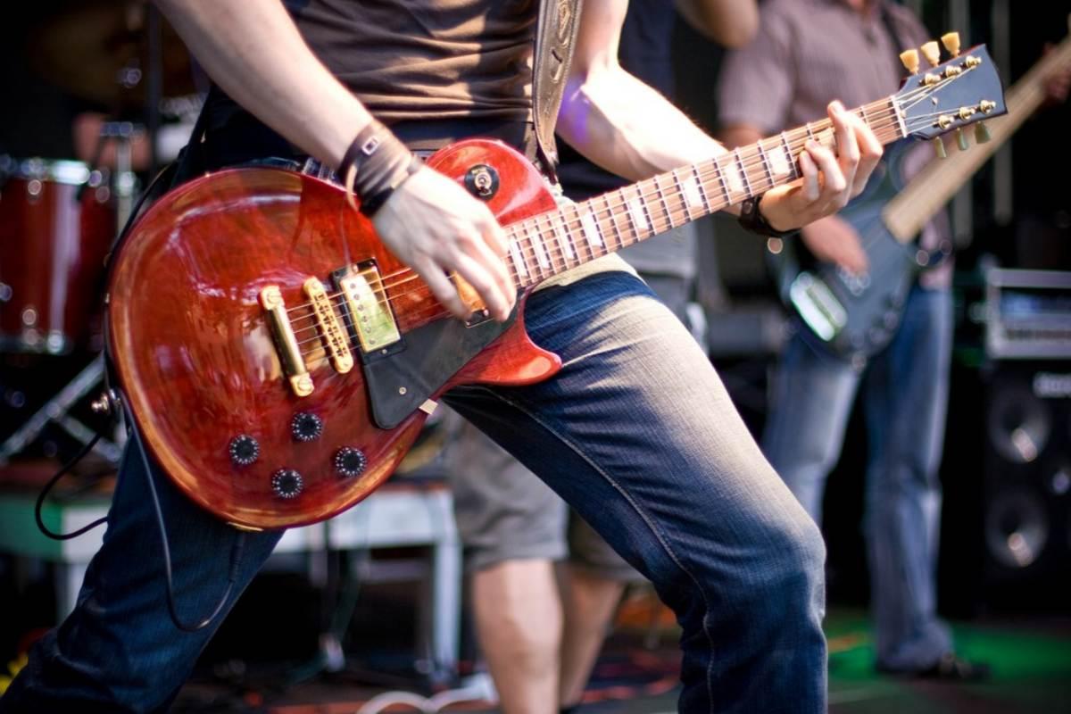 With so many stunning red electric guitars out there, it can be tough to choose. This quiz will help you narrow down the options to find the one that suits your style and sound perfectly!