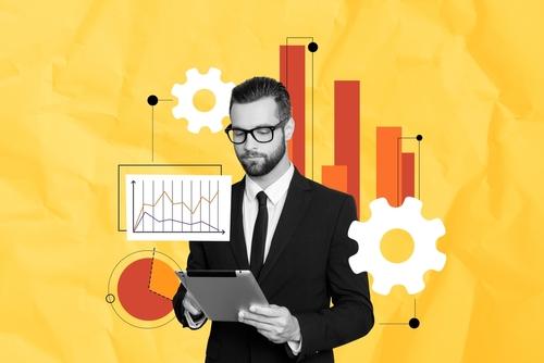 Discover the perfect CRM tailored for your small business needs! Answer a few quick questions to find out if you should go with Zoho, HubSpot, or Pipedrive.