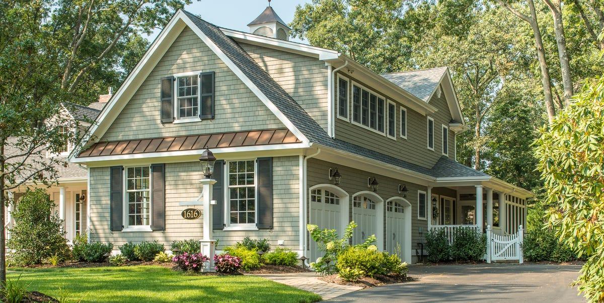 Discover the perfect exterior paint color combination that showcases your home's unique character and elevates its curb appeal!