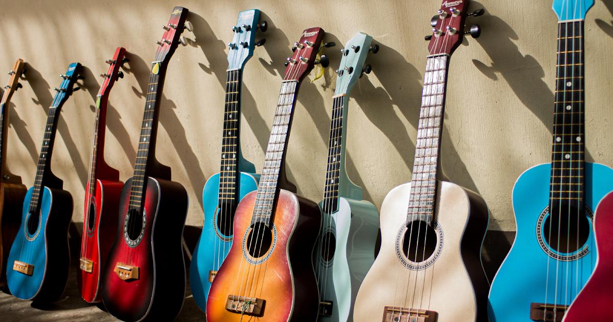 Choosing the right guitar as a beginner can be overwhelming. Take this quiz to simplify your decision and find the perfect match for your music journey!