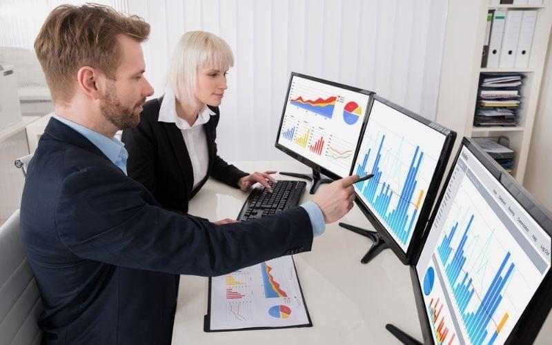 Struggling to decide on the best online data science program? Take our quiz to discover which program aligns with your goals and learning style!