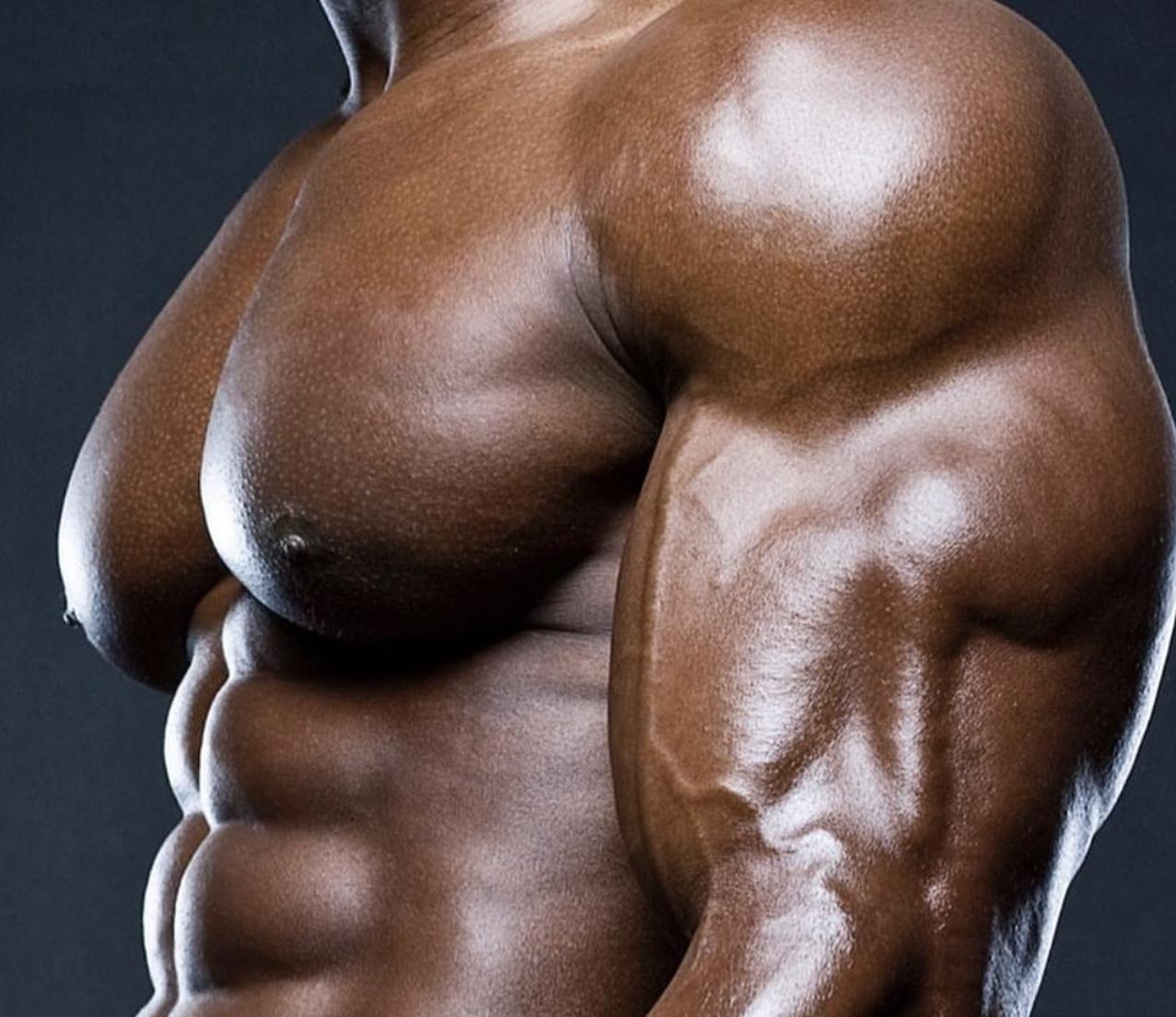 Unlock the secret to building a well-defined chest with our quick quiz. Let’s discover which chest exercise fits your goals best!