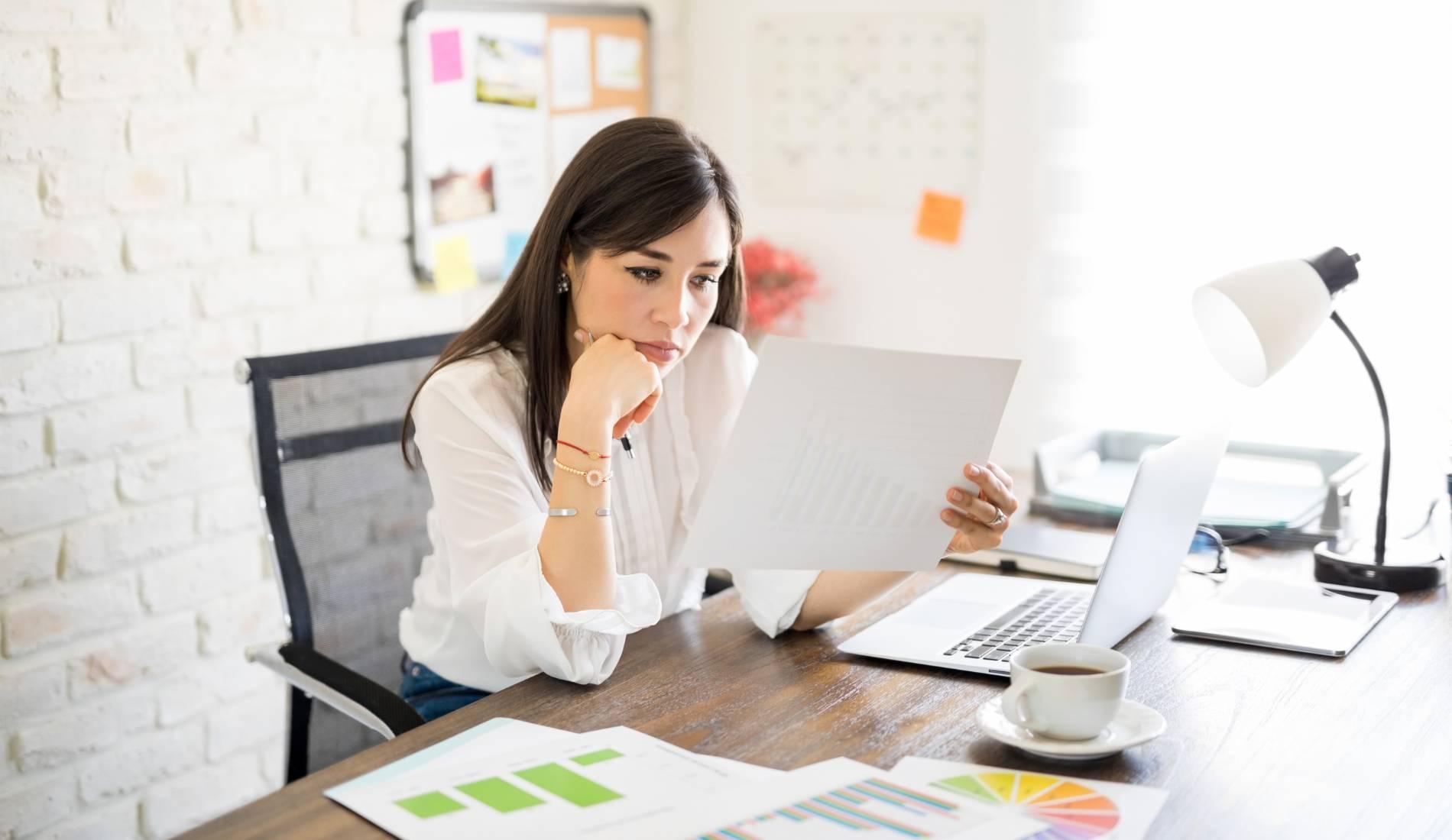 Are you a small business owner confused about which checking account to choose? Take this quiz to discover the best business checking account tailored for your unique needs!