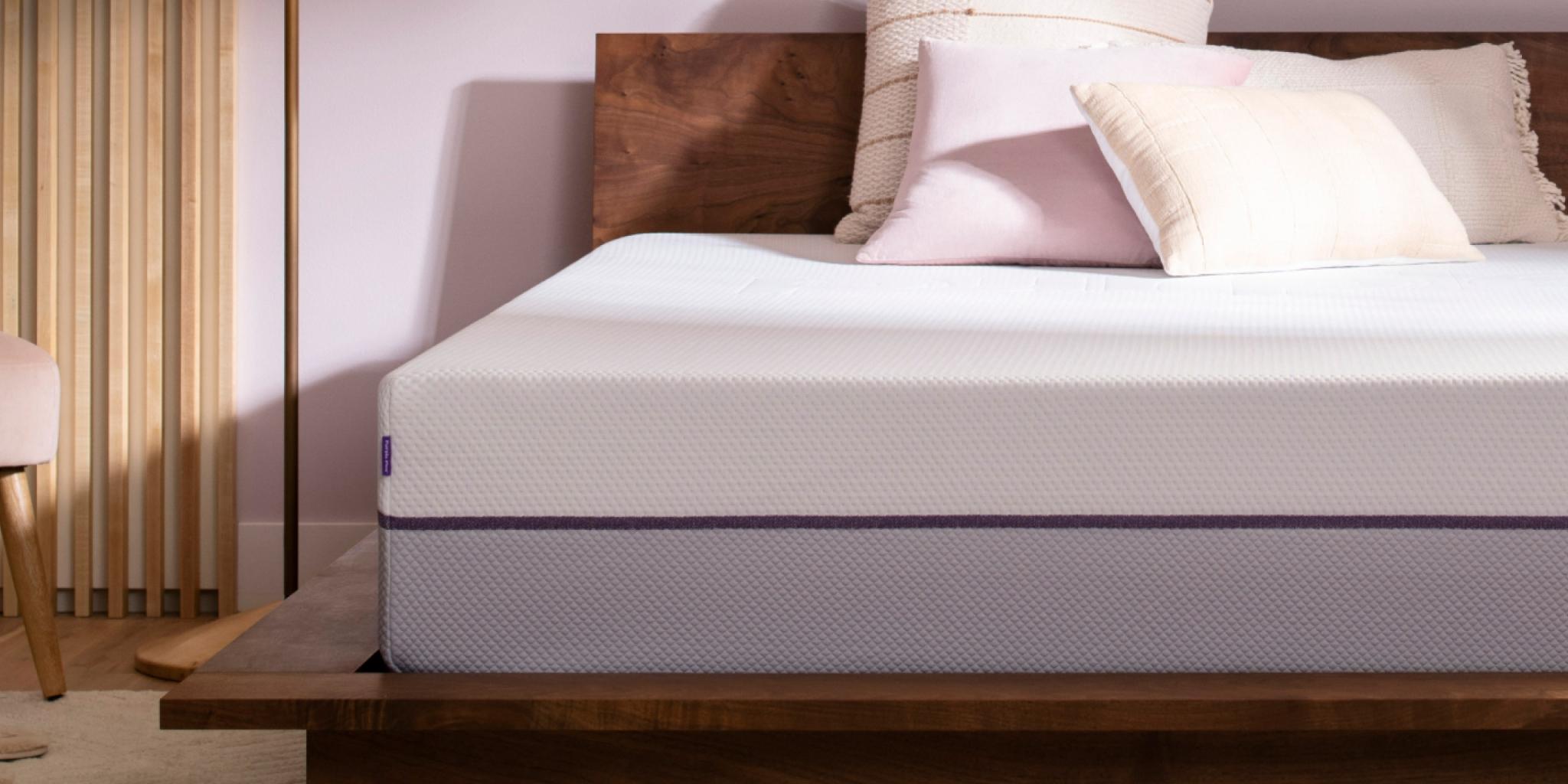 Tired of box springs? Find the perfect support solution for your mattress! Let's explore your options together!