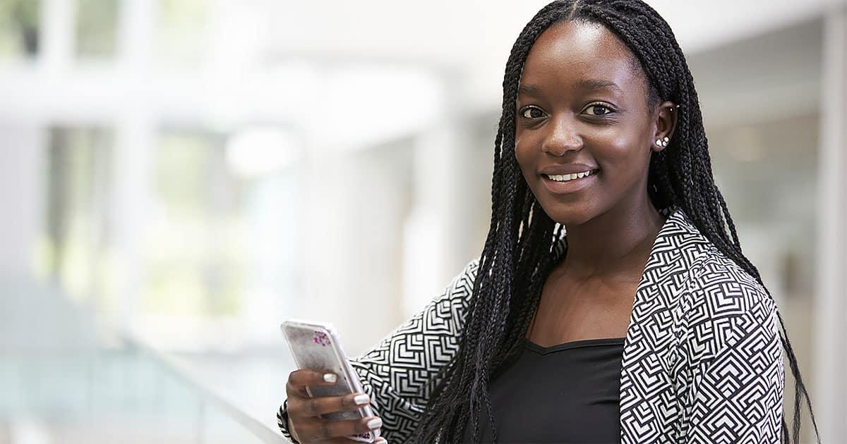 Are you ready to dive into a new career without the long commitment of a traditional degree? Take this quiz to discover which high-paying job with short training could be your perfect match!