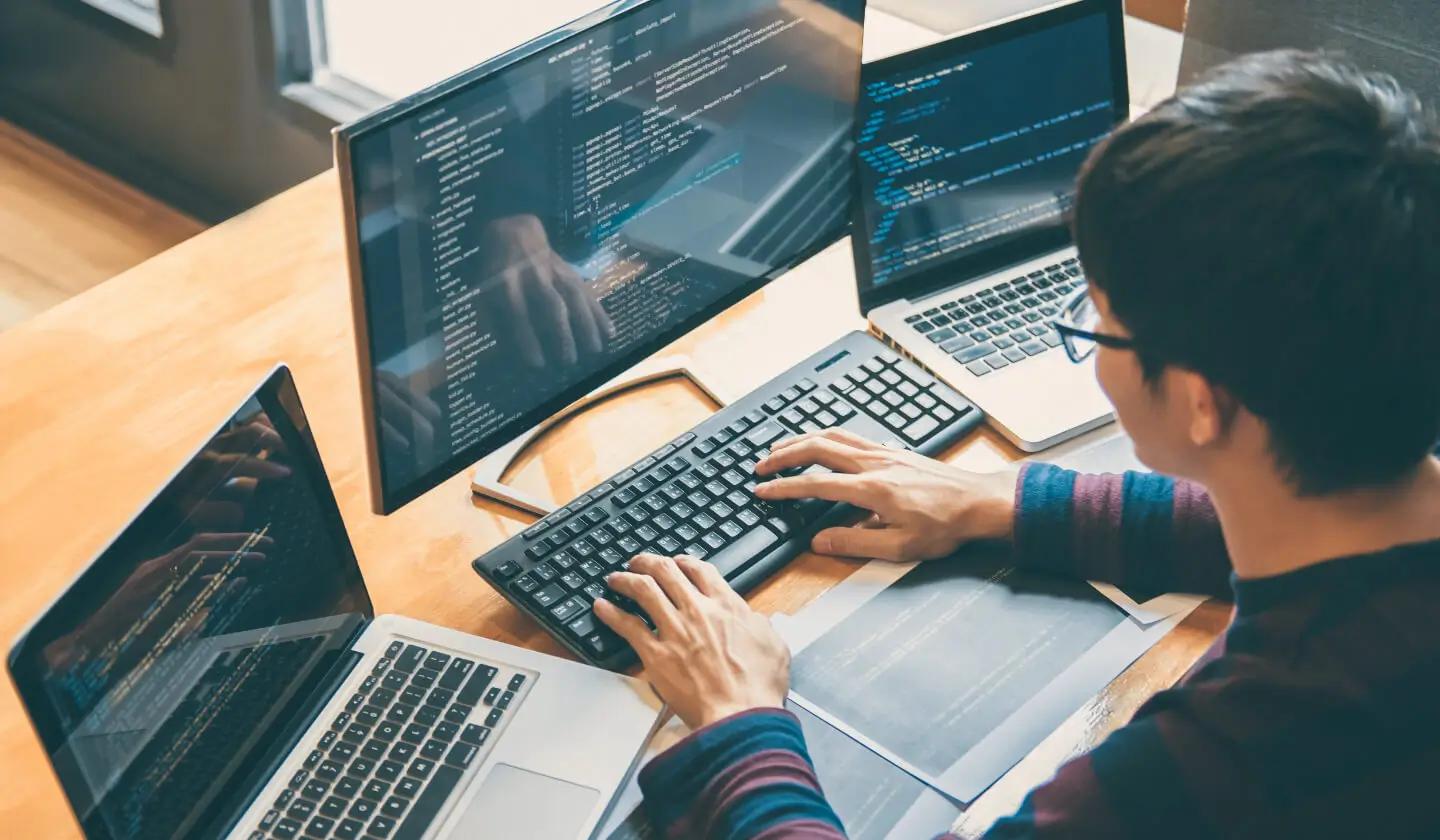 With so many web frameworks available, it can be overwhelming to choose the right one. This quiz will guide you to the framework that best fits your needs!