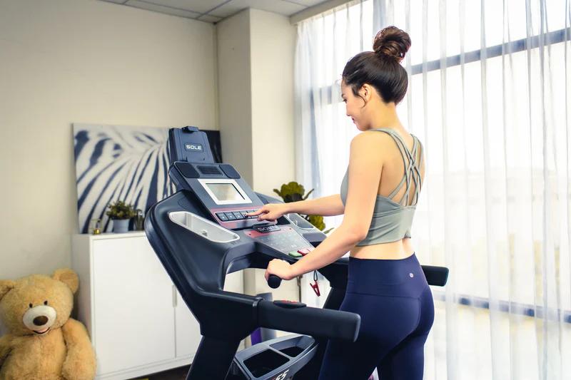 Navigating the world of treadmills? Our quiz highlights which SOLE or Matrix model aligns with your unique fitness needs. Let's get moving!