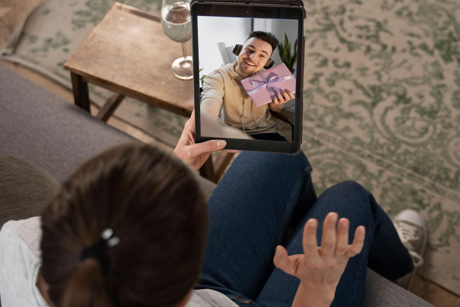 Are you looking to spice up your virtual date nights? Take this fun quiz to find the perfect products and activities to keep your long-distance romance alive!