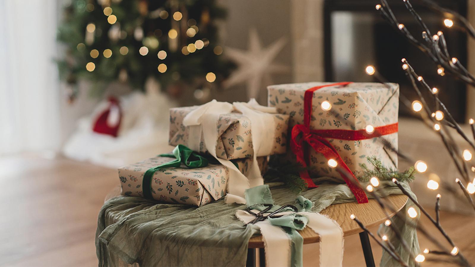 Struggling to decide on the best Christmas gift? Take this quiz to uncover the ideal present based on your unique preferences!
