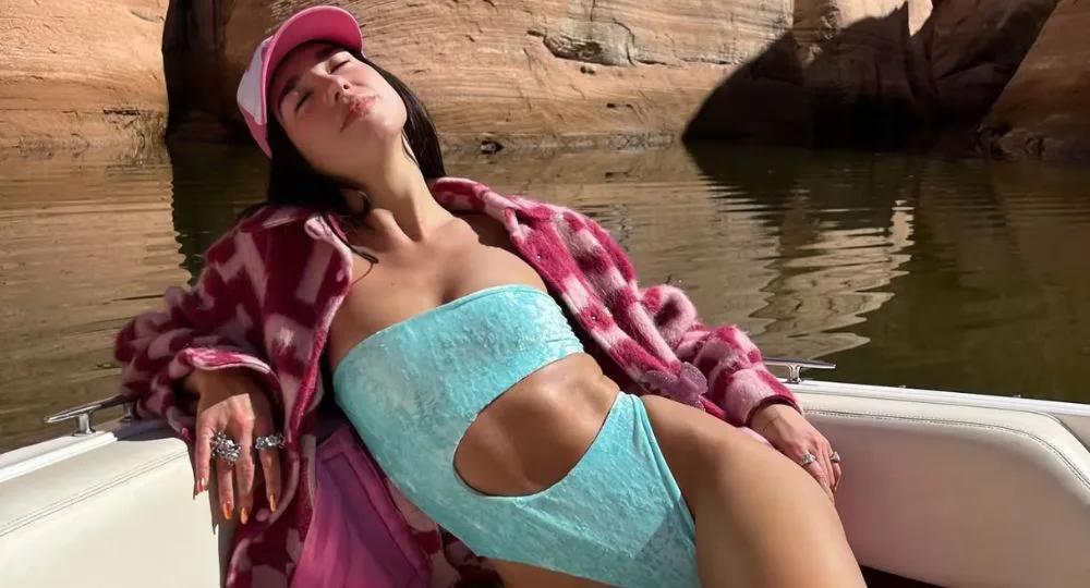 Dive into the world of fresh summer scents! This quiz will help you discover the ideal fragrance or home scent for your sunny days ahead.