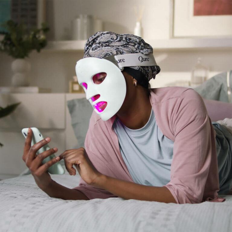 Dive into the world of advanced skincare with our quiz to discover which LED face mask is perfect for your unique beauty routine! Whether you’re battling acne, seeking anti-aging solutions, or just looking for that radiant glow, we’ve got the right mask for you.