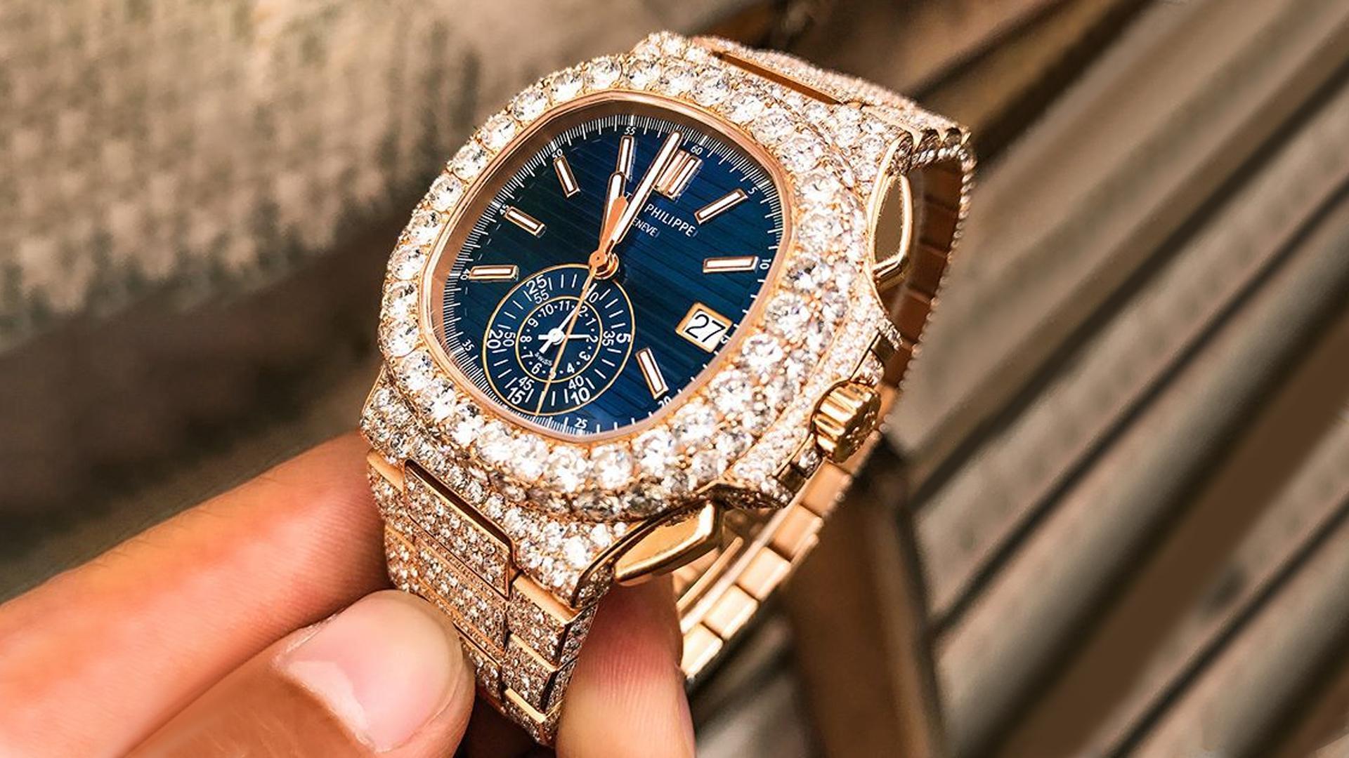 Discover which luxury diamond watch suits your style! Answer a few simple questions and unveil the elegant timepiece that fits you best.
