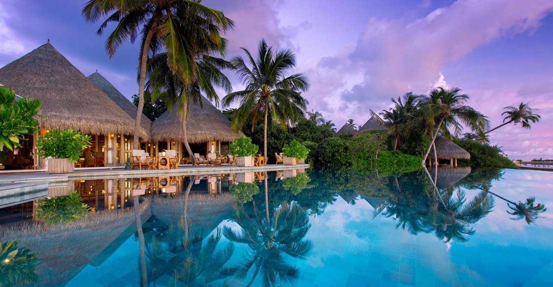 Embark on a journey to find your perfect slice of paradise in the Maldives. Answer a few fun questions and let us guide you to your dream adults-only getaway!