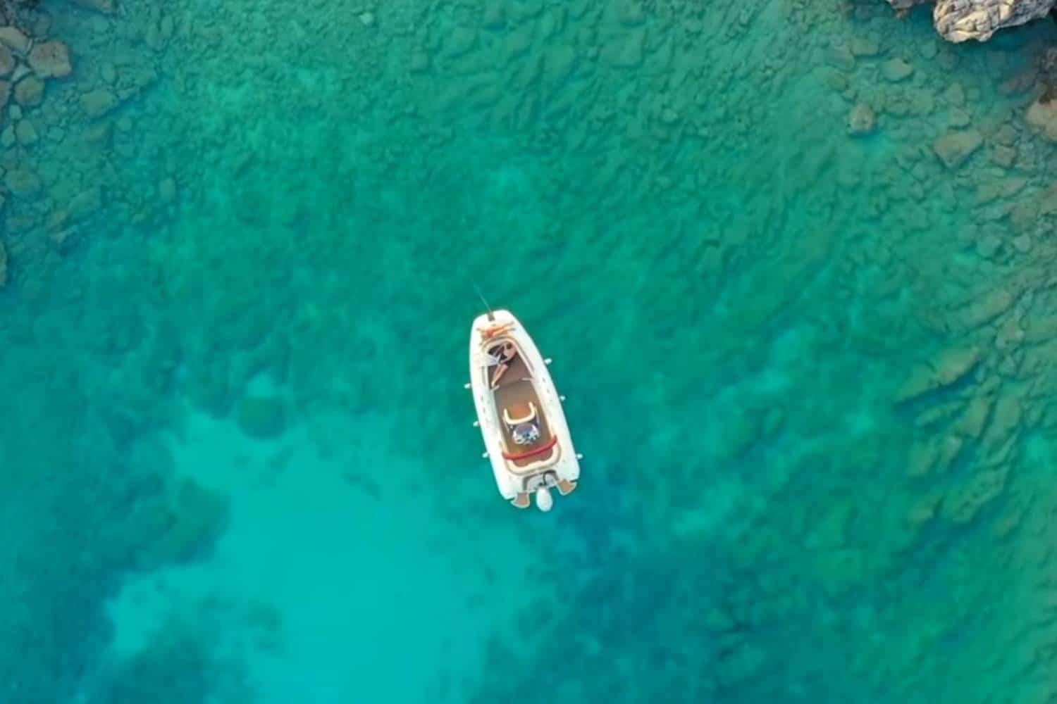 Fishing is about to get easier with the right fish finder! Take this quiz to discover which model suits your fishing style best.