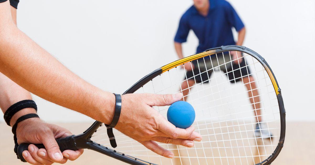 Are you ready to elevate your racquetball game? Take this fun quiz to discover the best racquetball racquet tailored for your skill level and playing style!