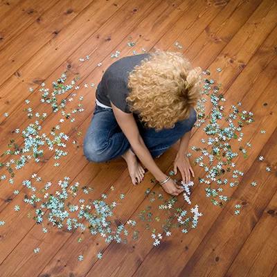 Discover the perfect jigsaw puzzle setup that suits your style and makes puzzling more enjoyable. Take a few seconds to find your ideal match!