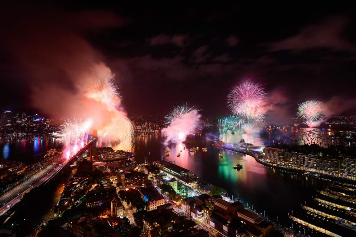Navigate through the dazzling options for celebrating the New Year in style. Make your stay unforgettable with the best views of Sydney's iconic fireworks!