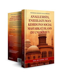 A book cover design for the Indonesian title 'Analisis Dinamika Kehidupan Sosial Masyarakat Islam di Uni Soviet (1922-1991)' by Mgs